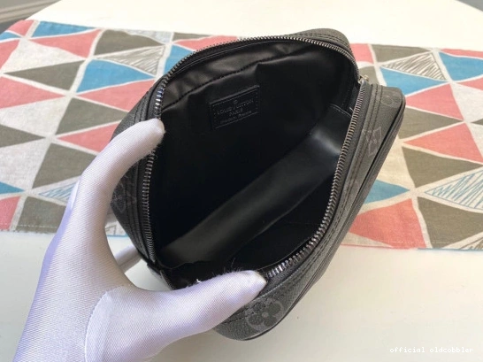 Official oldcobbler PM POUCH TOILETRY LOUIS VUITTON 0707